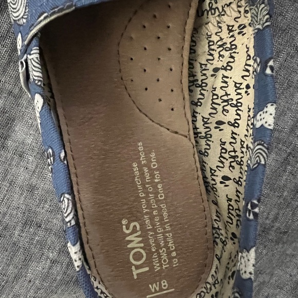 Toms. Hardly worn, don’t fit me. Rare and unavailable pattern! Rain cloud - Picture 3 of 6